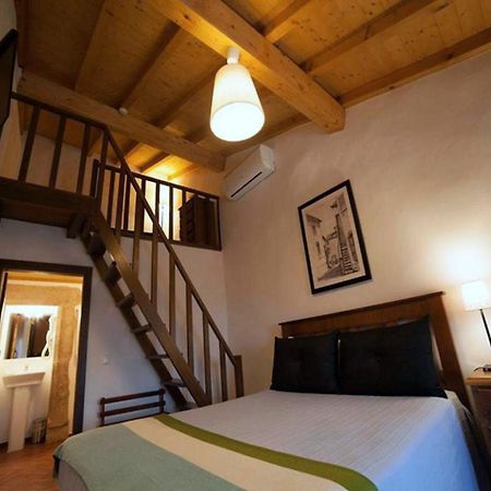 艾斯塔拉吉姆玛沃小屋住宿加早餐旅馆 Marvão 外观 照片