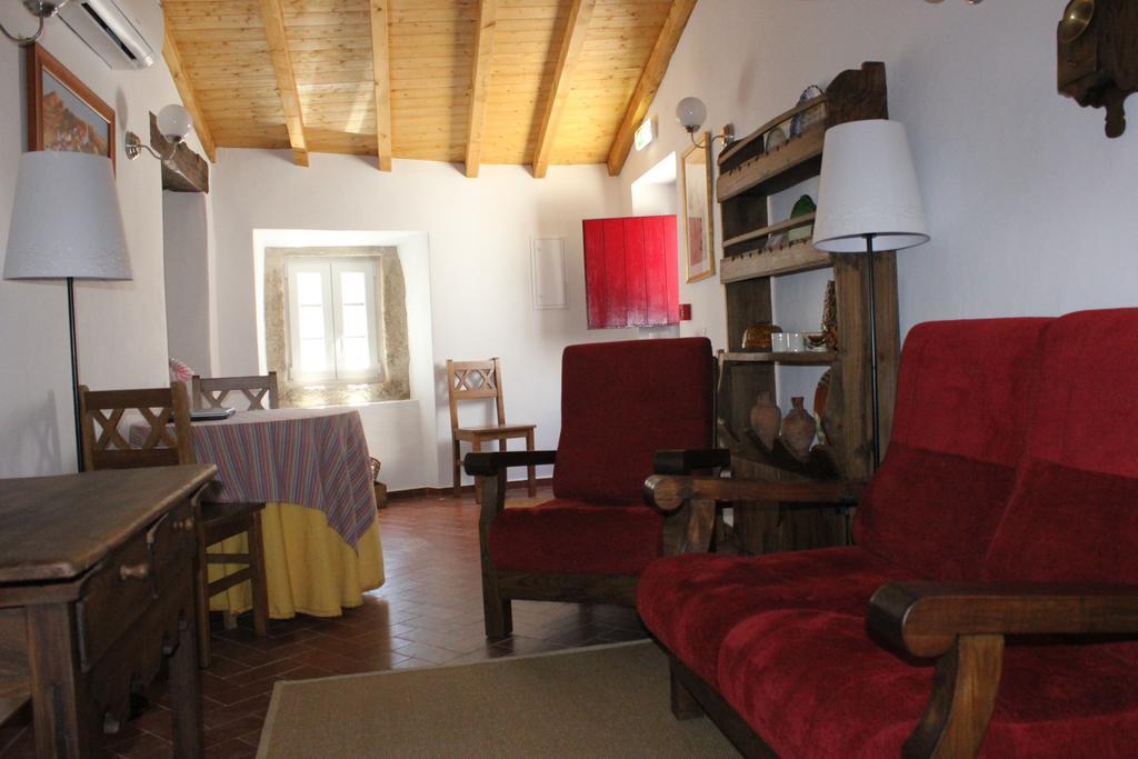艾斯塔拉吉姆玛沃小屋住宿加早餐旅馆 Marvão 外观 照片
