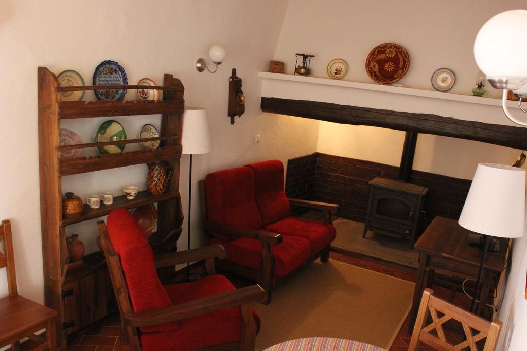 艾斯塔拉吉姆玛沃小屋住宿加早餐旅馆 Marvão 外观 照片