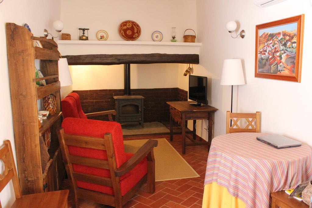 艾斯塔拉吉姆玛沃小屋住宿加早餐旅馆 Marvão 外观 照片